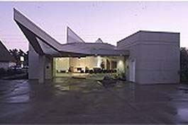Lakefront Residence 2