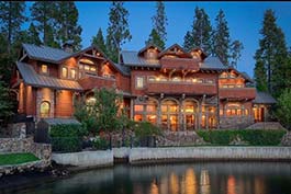 Lakefront Residence 1