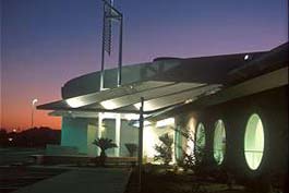 Lakefront Residence 1